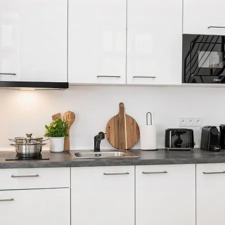 Designer Duplex Centre *