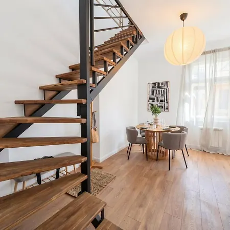 Designer Duplex Centre Apartmán *